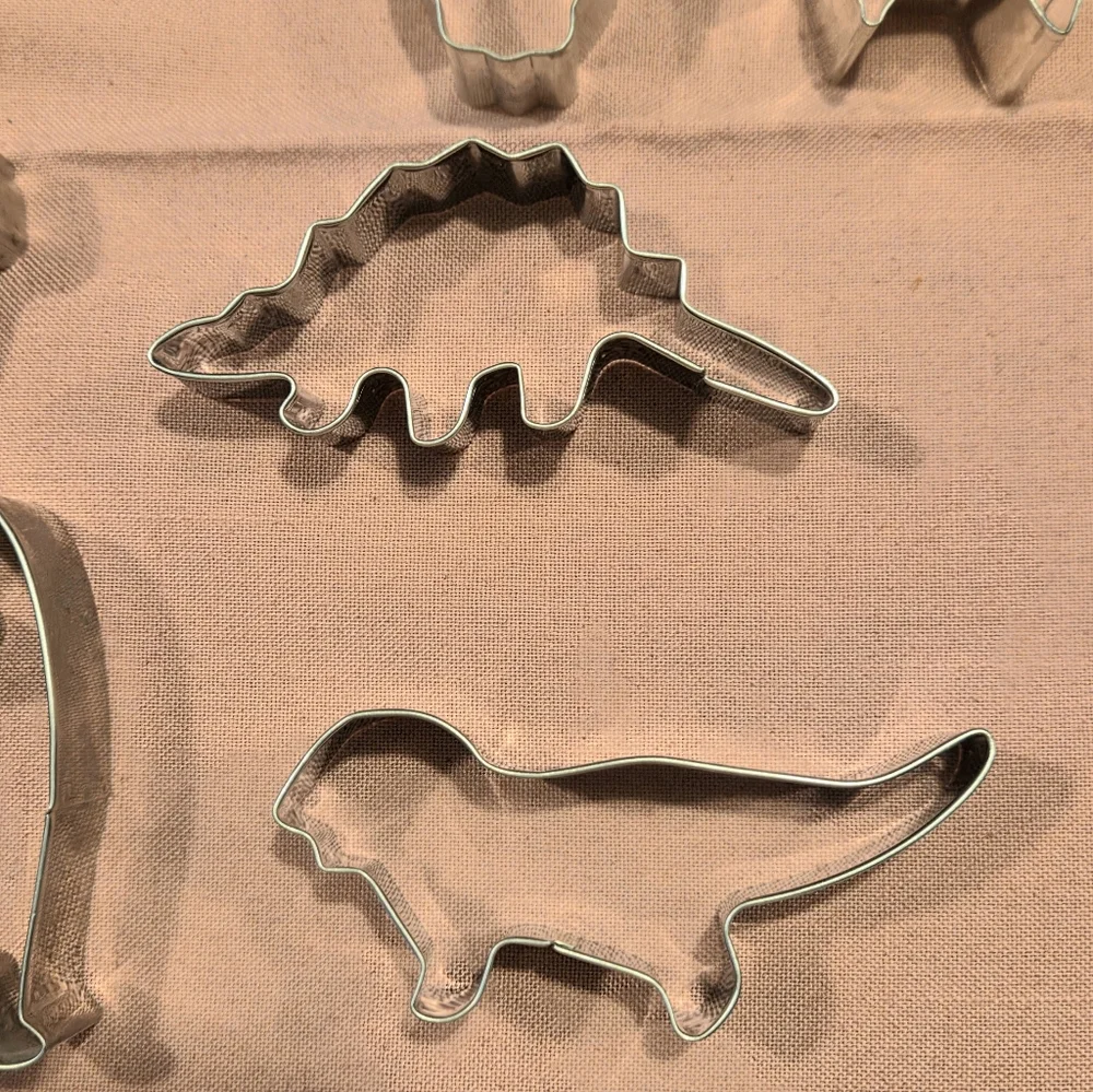 Bundle of 13 Metal Cookie Cutters Animals Dinosaurs Fox Turtle Owl Cat Bear Duck